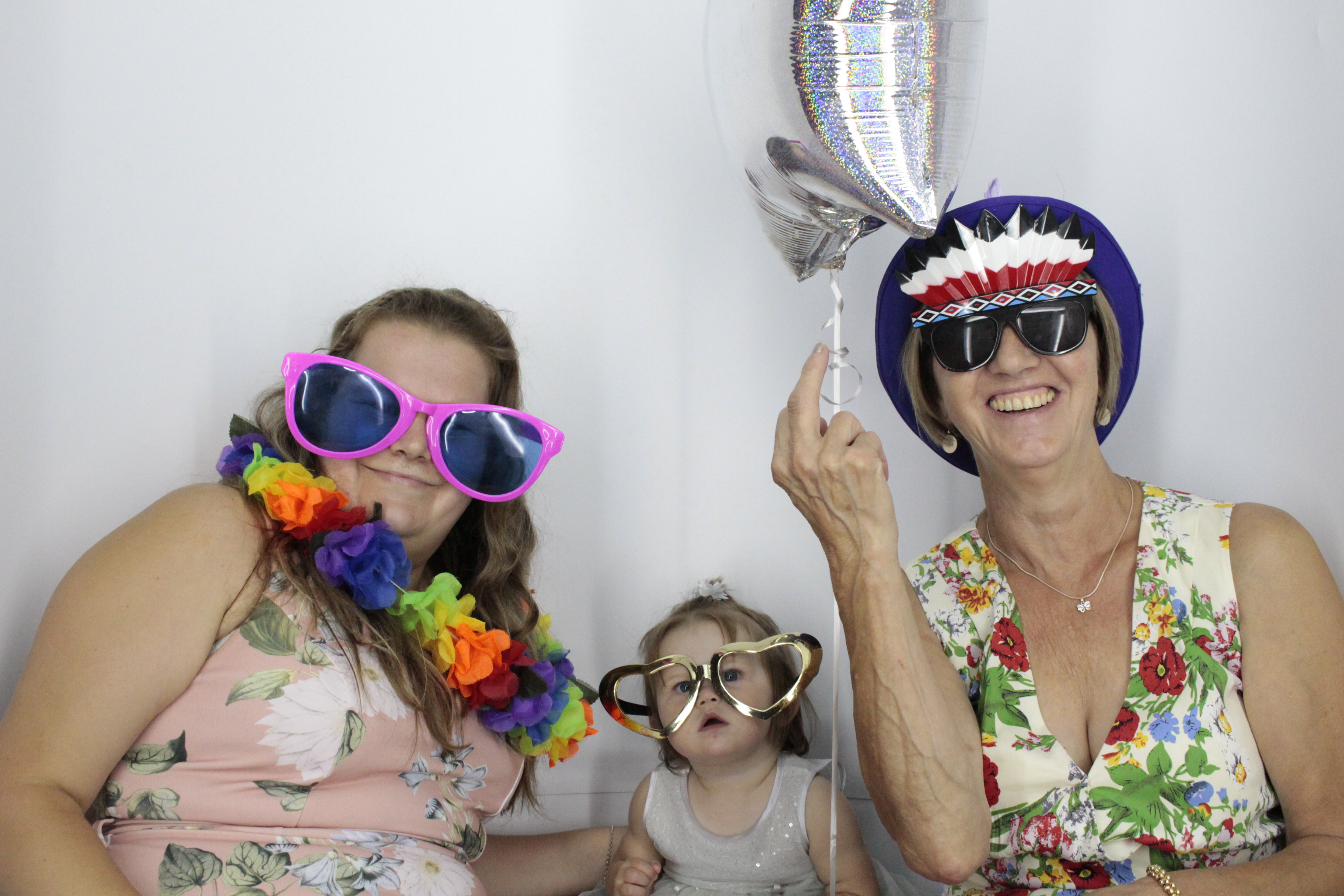 Ellesse's 21st Birthday | View more photos from the event at gallery.myphotoboothexperience.co.uk/u/MyPhotoBoothExperienceLtd/Ellesses-21st-Birthday
